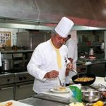 PROFESIJA KUVAR: Hladno, pečeno pile za Pavarotija