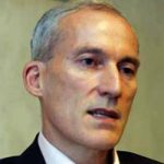 ДР ЂОРЂЕ ЂУКИЋ: Криза сужава мрежу клијената банака