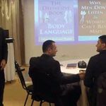 GOVOR TELA NA RADNOM MESTU – ALAN PIZ: Zašto je važan položaj ruku