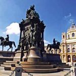 BEČ – CARSKA PRESTONICA I PRESTONICA MUZIKE: Štrausov valcer teče u ritmu plavog Dunava