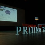 Komunikacija na (s)ceni