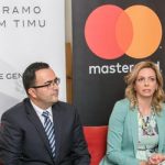 Onlajn plaćanje najvažnije prilikom izbora kartice