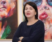 Unika prijatelj izložbe „Refrakcija identiteta“
