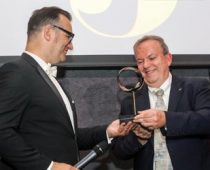 Nagrada Hemofarm fondacije direktoru ”Petnice”