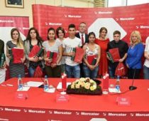 Diploma i posao za 16 đaka u Idea, Roda, Merkator prodavnicima