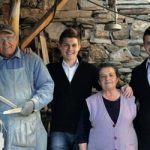 ОРГАНСКА ПРОИЗВОДЊА МЕДА: Од дединог хобија направили бизнис