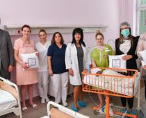 Pokloni Komercijalne bebama rođenim na Svetski dan štednje