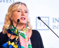 Intesa Invest Masterclass okupio eminentne finansijske stručnjake