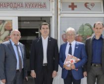 Povodom obeležavanja pola veka poslovanja u Srbiji, Coca-Cola sistem donirao opremu za 12 kuhinja u Srbiji