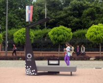 Telekom Srbija poklonio Novosađanima pametnu klupu