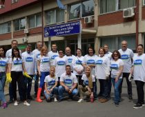 Uređeno dvorište Instituta za majku i dete u Beogradu