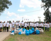Zaposleni kompanije Nestlé očistili deo savske obale
