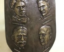 Na Teslin rođendan: Poklon reljef “U znanju je spas”