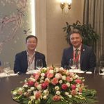 Delegacija Kancelarije za IT i eUpravu u poseti kompaniji Huavej – planovi za Državnu platformu za veštačku inteligenciju