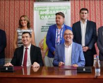 Komšije se pomažu, ambalažu odlažu: Požarevac i Valjevo dobijaju 8 socijalnih preduzeća koja će se baviti prikupljanjem ambalaže iz domaćinstava