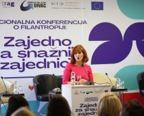 Savet za filantropiju: uskoro povećanje neoporezivog dela stipendija na 30.000 dinara