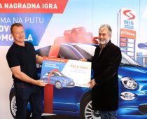 Dobitnici prvog kola nagradne igre „Sa nama na putu do novog automobila“ kompanije NIS