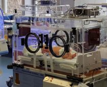 U akciji „Zajedno za bebe“ doniran inkubator Opštoj bolnici u Pančevu