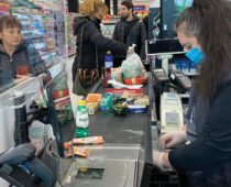 Dovoljne količine kvasca, brašna i jaja za sve penzionere širom Srbije