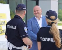 Apatinska pivara i ove godine poziva na odgovornu konzumaciju alkohola: „ KAD PIJEM NE VOZIM“- POZOVEM PRIJATELJA, TAKSI, PROŠETAM ILI  SAČEKAM AUTOBUS