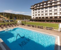 MK Group obezbedila besplatan odmor za 450 lekara