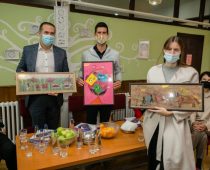 Generali i Fondacija Novak Đoković obezbedili tablet računare za roditelje u Pančevu