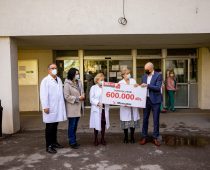 Kompanija Mercator S uručila donaciju vrednu 600.000 dinara  Kliničkom centru Niš