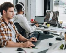 Puls Srpske IT zajednice: Prosečna plata programera i do tri puta viša od prosečne plate u Srbiji