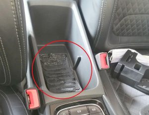 Jedno od mesta u automobilu gde je bilo skriveno zlato 