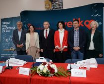 Eurobank Direktna opremila kabinet Eekonomsko-trgovinske škole u Boru