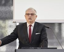 MOL Grupa isplaćuje dividende za 2022., Hernadi reizabran za predsednika