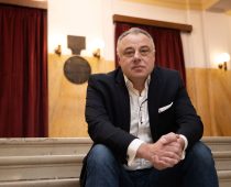 VIŠI SUD U BEOGRADU POTVRDIO DA PROFESOR KAVČIĆ NIJE NARUŠIO POSLOVNI UGLED I KREDITNU SPOSOBNOST NEMAČKE IZDAVAČKE KUĆE