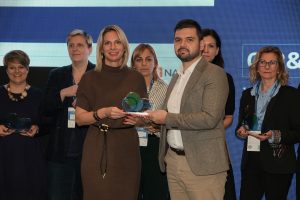 Forum za odgovorno poslovanje uručio priznanje trgovinskom lancu MAXI za program donacija hrane